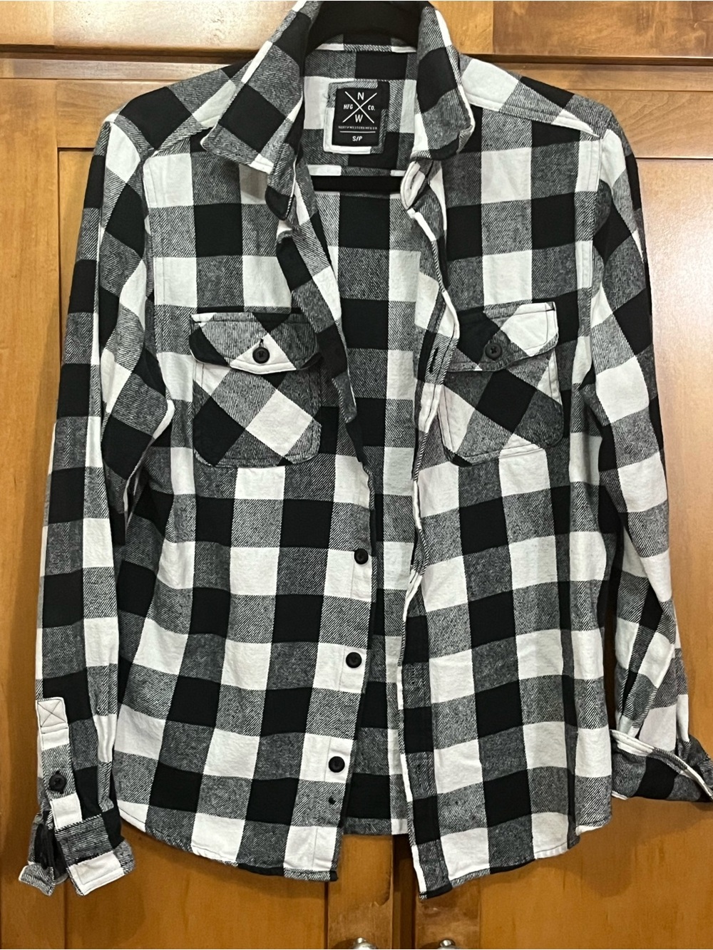 North Western Mfg Co Black White Buffalo Plaid Flannel Shirt Fits small-medium